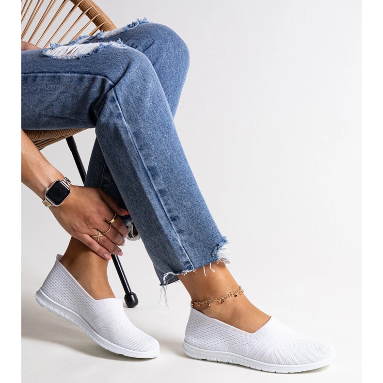 Weiße Slip-On-Sneaker von Shalha 1