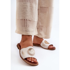 Zazoo 2938 Leder-Flip-Flops mit flachem Absatz und Goldverzierung, gebürstet golden 2