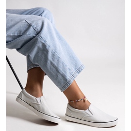 Weiße, glänzende Lublubah-Sneaker 1