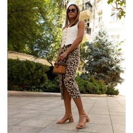 Braune Sandaletten mit hohen Absätzen Madea 2