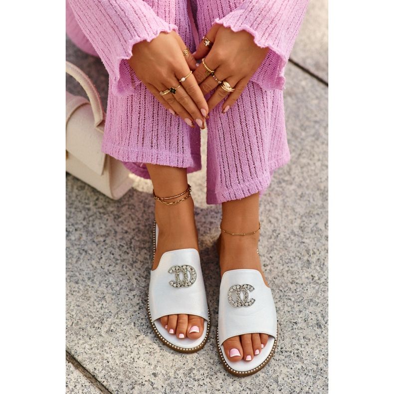 Elegante glänzende Damen-Flip-Flops mit Verzierung S.Barski KV27-050 Silber 1