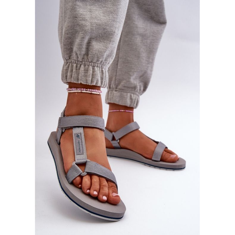 Damen-Sportsandalen 4FRSS24FSANF054-20S Grau 2