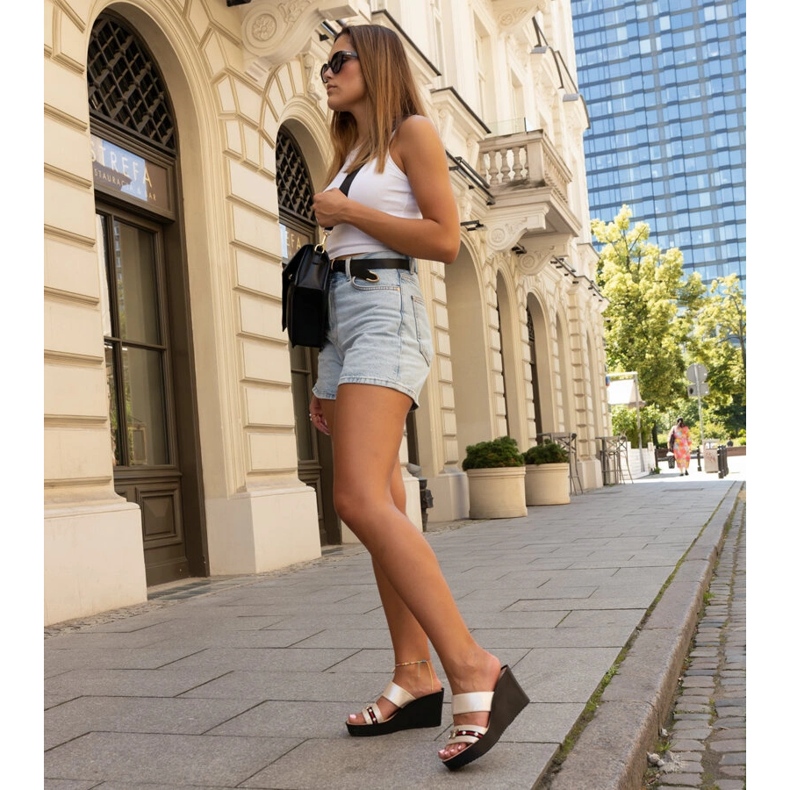 Raja-Keilpantoletten in Goldmetallic golden 2