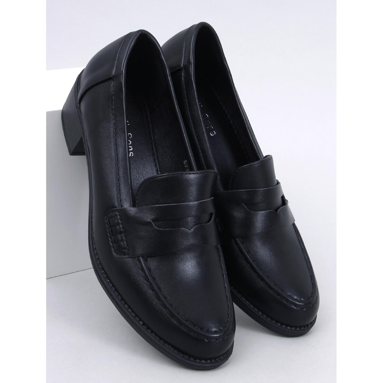 Sylvai Schwarze Pumps mit weitem Absatz 1