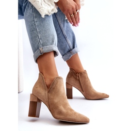 Bella Paris Beige Stiefeletten mit durchbrochenem Muster 4