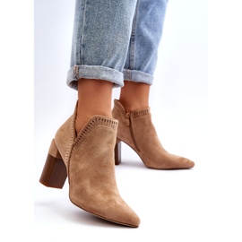 Bella Paris Beige Stiefeletten mit durchbrochenem Muster 2