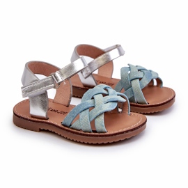 Blaue Kindersandalen mit Klettverschluss und verflochtenen Riemen 1