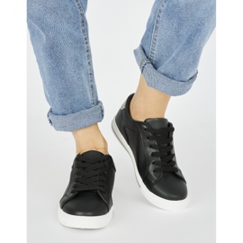 Klassische schwarze Sportschuhe für Damen 1