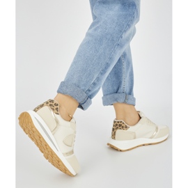 Beige Sportschuhe für Damen 1