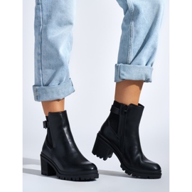 Elegante schwarze Stiefeletten mit hohem Absatz 1