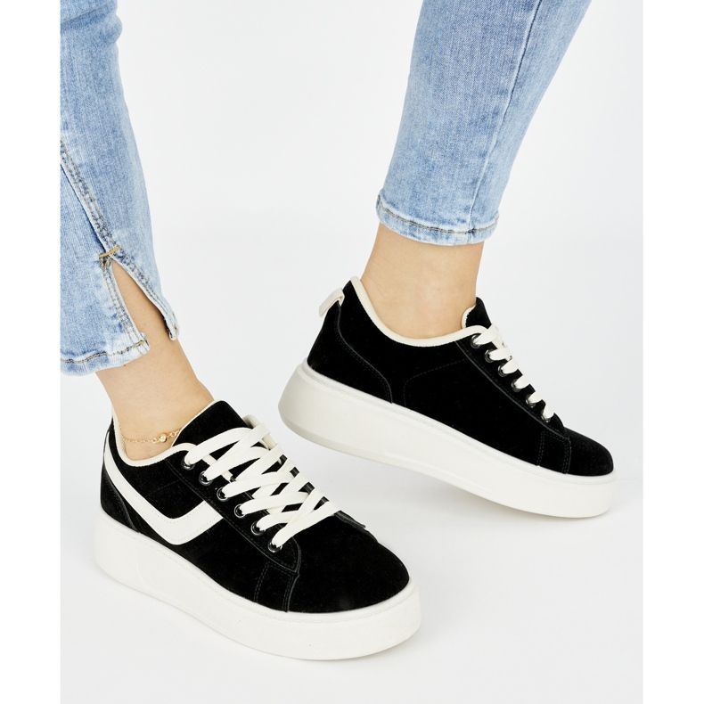 Schwarze Damen-Plateauschuhe aus Wildleder 2