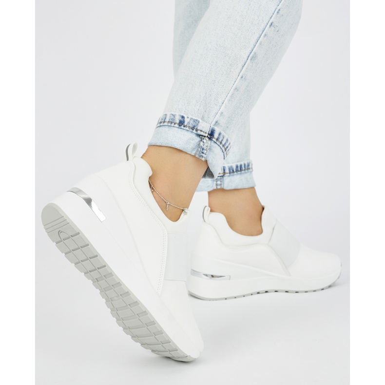 Weiße Damen-Sneaker mit Keilabsatz 1