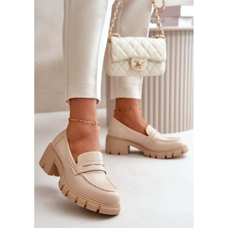 Damenschuhe mit niedrigem Absatz aus beigem Öko-Leder Menloa 2