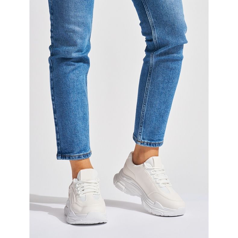 Weiße Damen-Sneaker 2