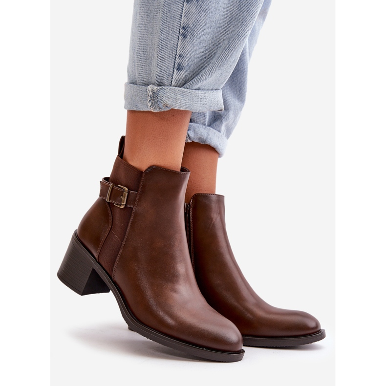 Isolierte Damenstiefel mit hohem Absatz und Schnalle, braun Nevillira 1