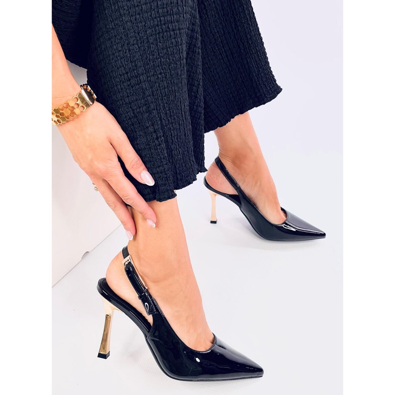 Schwarze Lackabsätze von Mariot mit offenem Absatz 2