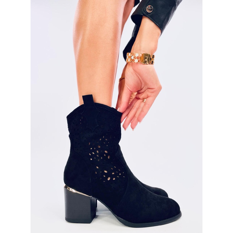 Schwarze, durchbrochene Cowboystiefel aus Wildleder von Antares 2