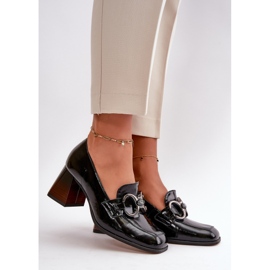 Lederpumps mit Dekoration Schwarz Laura Messi 2845 1