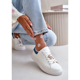 Low-Top-Sneaker aus Öko-Leder mit weißen und blauen Cillione-Pins 5