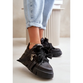 Damen-Leder-Sneakers auf Plateau Schwarz CheBello 4568 2