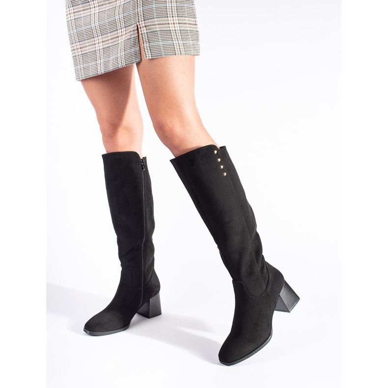 Schwarze Wildlederstiefel mit hohen Absätzen 2