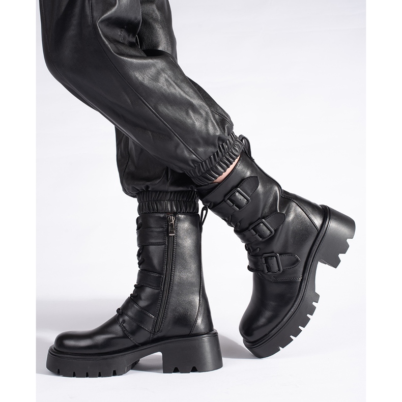 Hohe schwarze Damen-Arbeiterstiefel mit Schnallen 1