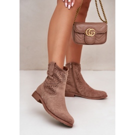 Durchbrochene Damenstiefel mit flachem Absatz, braun S.Barski HY42-135 2