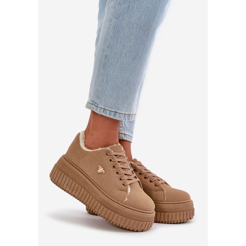 Isolierte Damen-Sneaker mit dicker Sohle und Golddetail, Braun Lotira 1