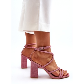 Frauensandalen auf den rosa Streifen nach po. 3