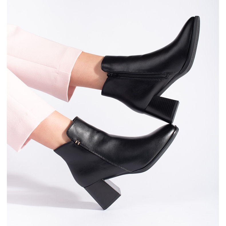 Schwarze Damen-Stiefeletten mit hohem Absatz 2