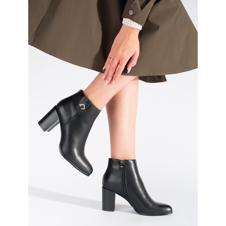 Schwarze Damenstiefeletten von Sergio Leone 1