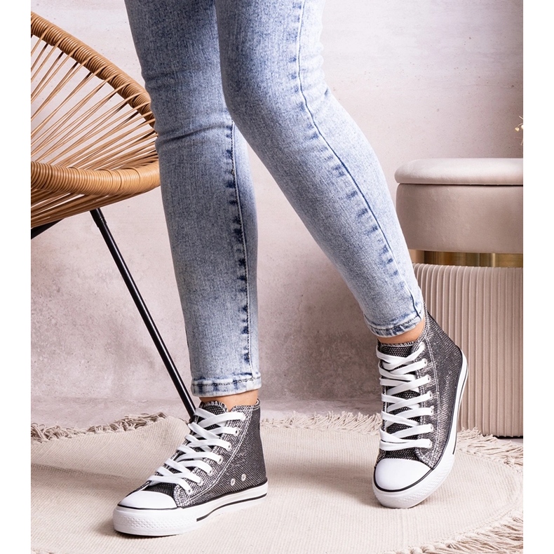 Glänzend schwarze High-Top-Sneaker von Ranifali 1