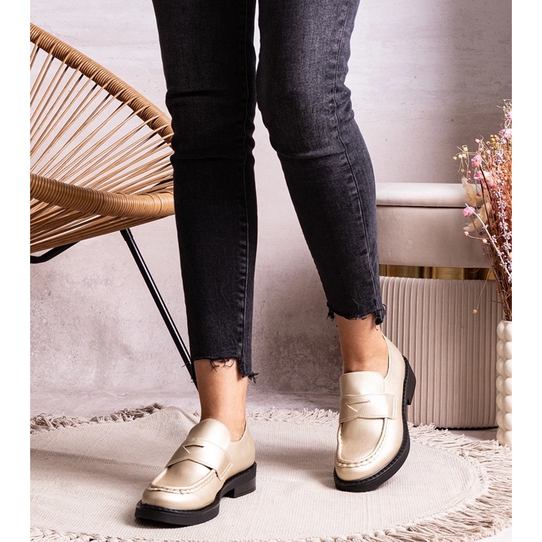 Goldelegante Elodie-Loafer golden 1
