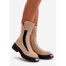 Isolierte Wildlederstiefel mit flachem Absatz, hellbeige Palimra 1
