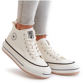 Isolierte Damen-Sneaker auf der Eco-Leder-Plattform Big Star OO274061 Weiß 17