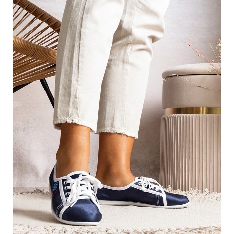 Marineblaue Damen-Sneaker von Woodstock 1