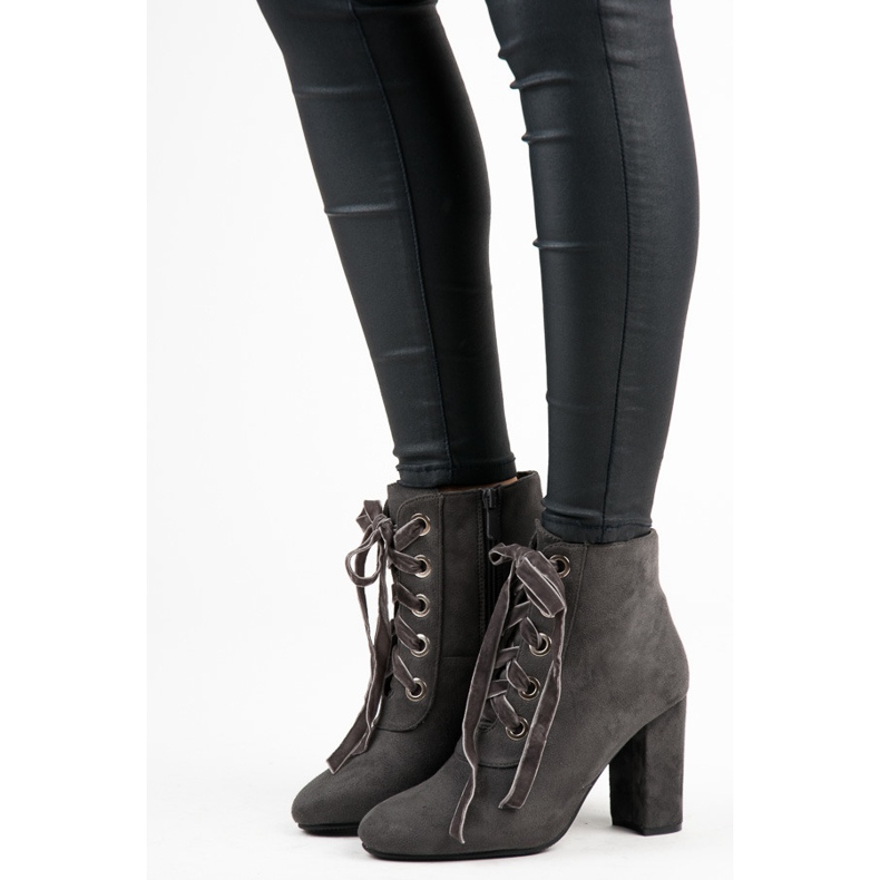 Bestelle Elegante gebundene Stiefel grau 2