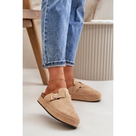 Damen-Clogs auf Plateausohle mit goldener Schnalle, dunkelbeige, Terilaina 2