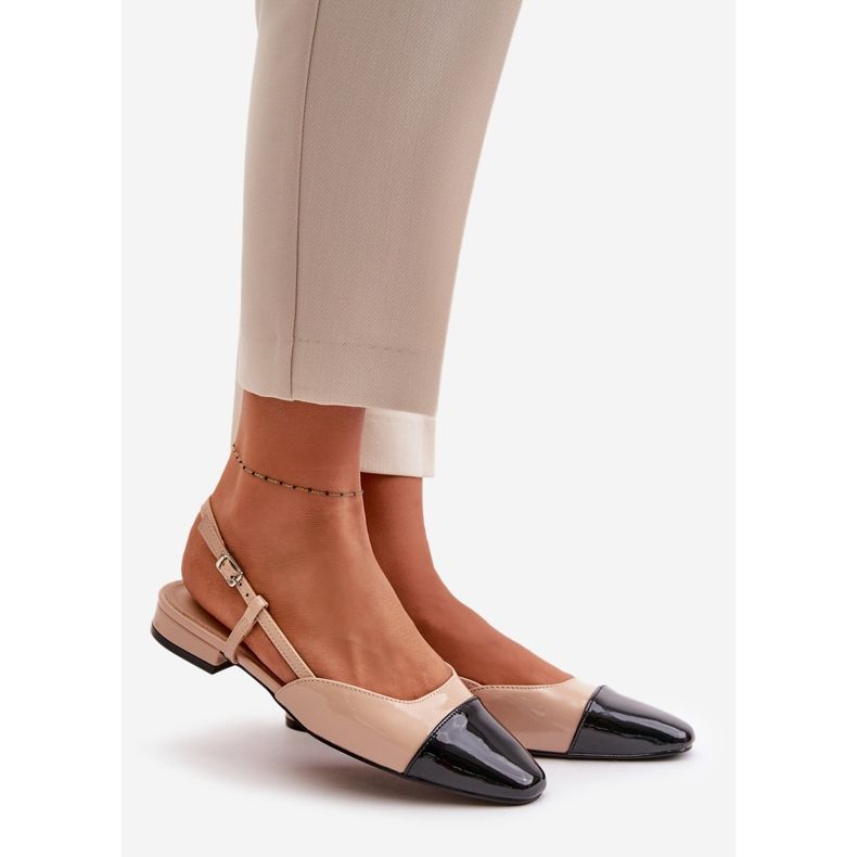 Beige Lack-Ballerinas mit offenen Absätzen, Beige Kairael 1