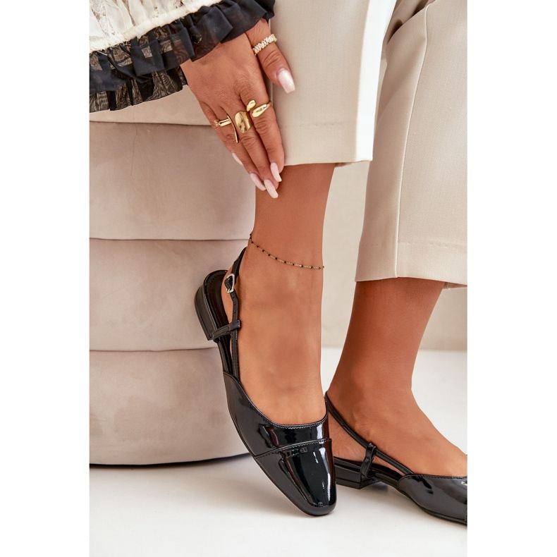 Lackschwarze Kairael-Ballerinas mit niedrigem Absatz und offenem Absatz 2