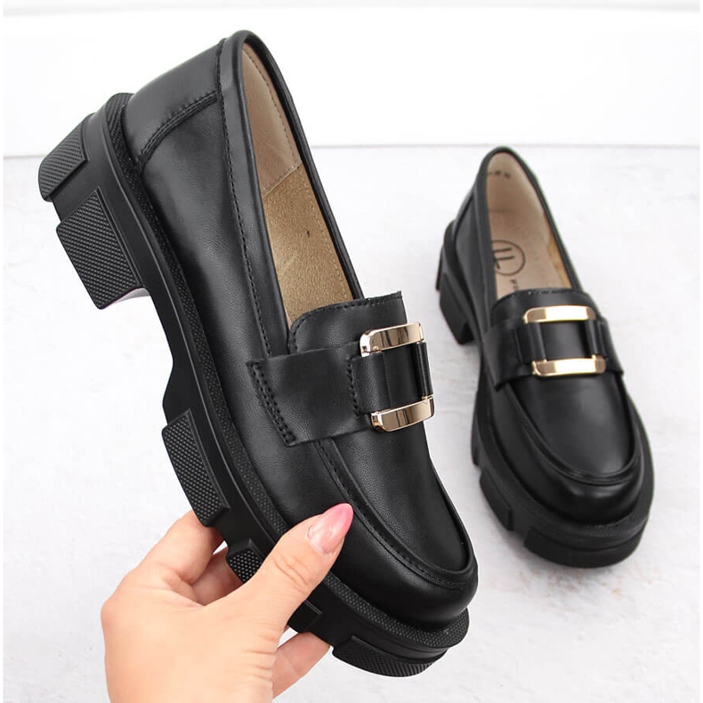 Lederschuhe, schwarze Damenmokassins Filippo DP6099 1