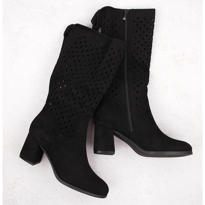 M. DASZYŃSKI Durchbrochene schwarze Wildlederstiefel M.Daszyński SA156-10B 1