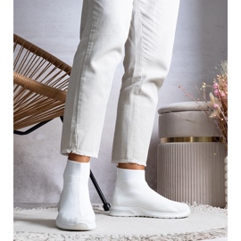 Weiße Turnschuhe von Salgado 2