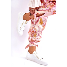 News Klassische Damen-Sneaker Weiß und Gold Ecoma 2