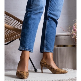 Camel Pumps im Schlangenhautmuster Nickle braun 1