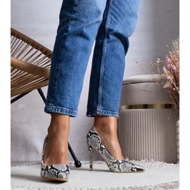 Ephremweiße High Heels 2