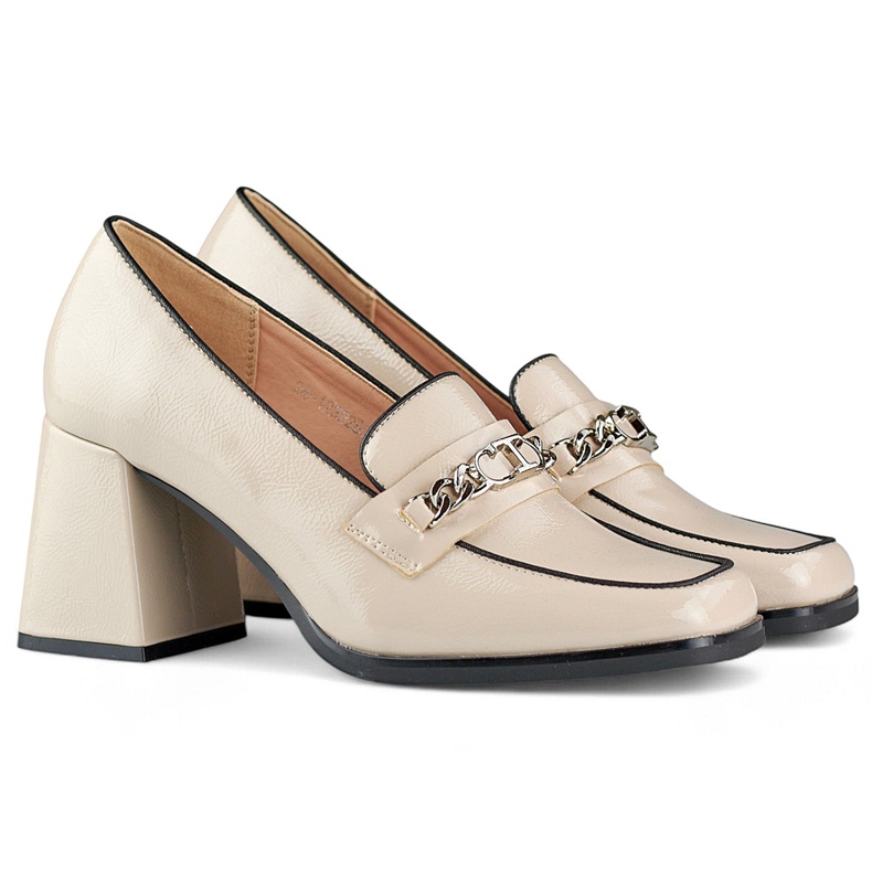 Beige elegante Lackschuhe mit hohen Absätzen 1