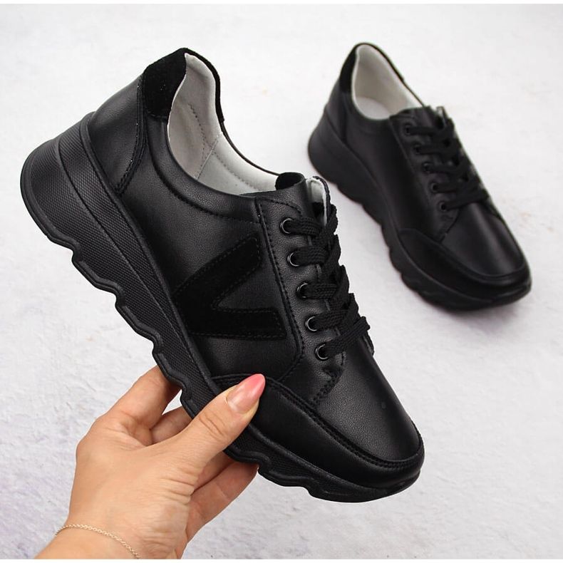 Damen-Sneakers aus schwarzem Leder mit Keilabsatz Vinceza 7918 1