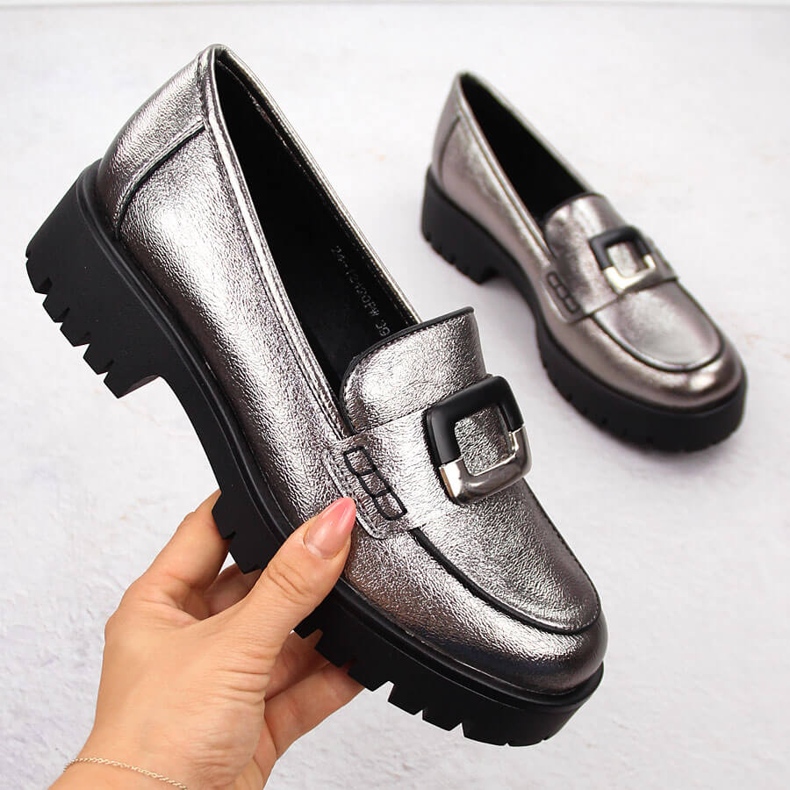 Damen-Loafer mit metallischer Silberverzierung Potocki 12420 1