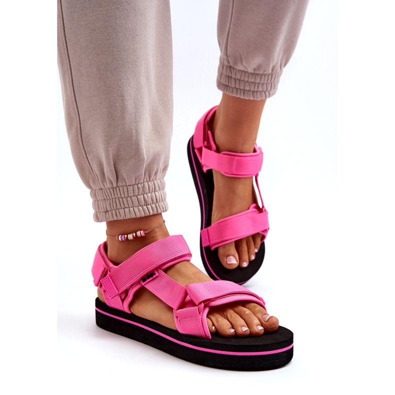 Frauensandalen auf der Lee Cooper LCW-24-05-2750L Fuksja-Plattform rosa 2